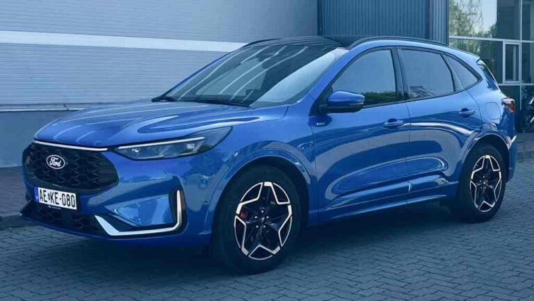 Ford Kuga ST-Line X FHEV teszt/review – igazán belevaló, spórolós mini SUV